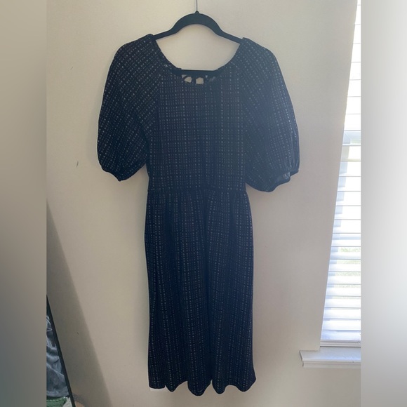 Zara Dresses & Skirts - Zara Black Patterned Puff Sleeve Dress